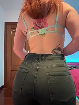 redheaddoll22 online show from March 2025 02:08:01 PM