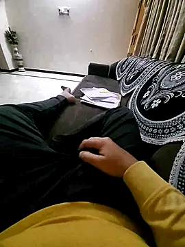 Snapshot of vansh1802 chatting on January 2025 05:29:02 PM vansh1802 online show from January 2025 05:29:02 PM