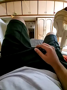 Snapshot of vansh1802 chatting on November 2025 04:29:02 AM vansh1802 online show from November 2025 04:29:02 AM