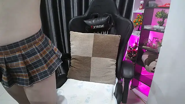 Yuki-yio online show from March 2025 01:27:02 AM