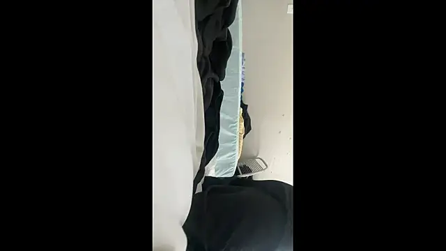 Snapshot of HoneyDripHer chatting on November 2025 04:39:01 PM HoneyDripHer online show from November 2025 04:39:01 PM