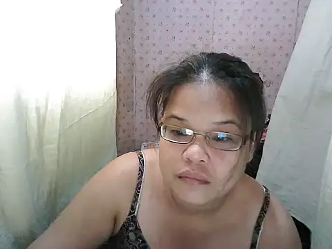abiemayhottiey online show from September 2025 12:04:01 AM