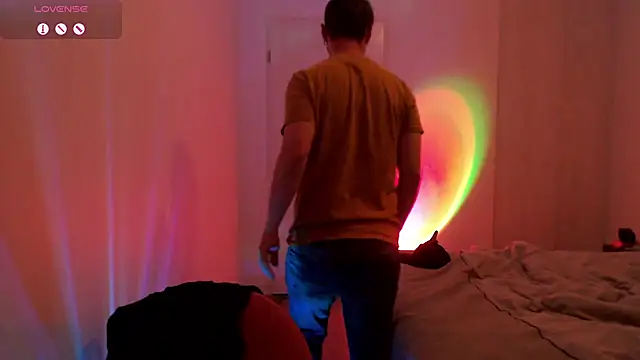 Thomas Mrd online show from October 2025 02:03:02 AM