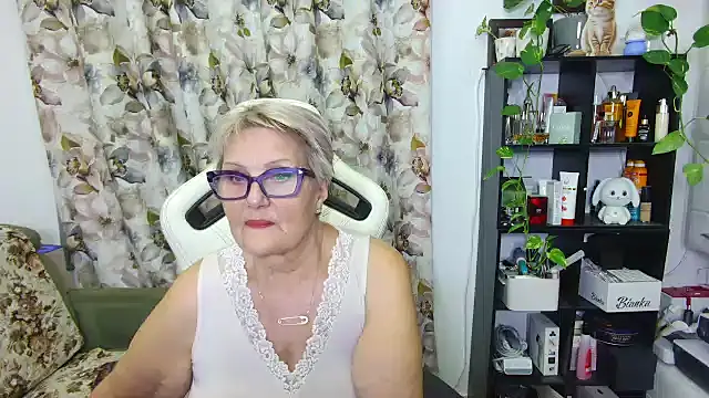 Selenna57 online show from February 2025 06:51:01 PM