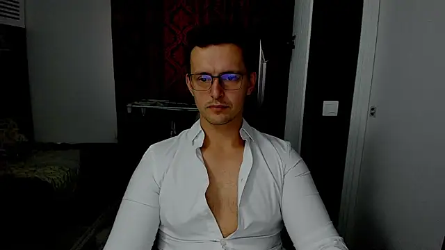 sexxymuscles4u online show from October 2025 08:48:01 AM