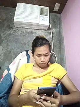 Snapshot of Cutie_body11 chatting on October 2025 11:13:02 PM Cutie body11 online show from October 2025 11:13:02 PM