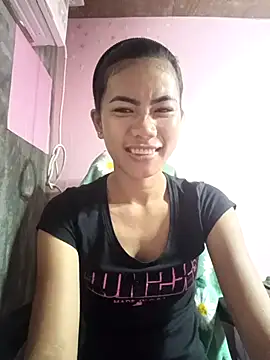 Snapshot of Cutie_body11 chatting on November 2025 11:38:02 PM Cutie body11 online show from November 2025 11:38:02 PM