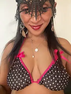 Snapshot of naughtyjaanu chatting on October 2025 11:24:02 PM naughtyjaanu online show from October 2025 11:24:02 PM