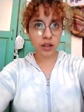 EmmaMelissa0521 online show from October 2025 10:00:01 PM