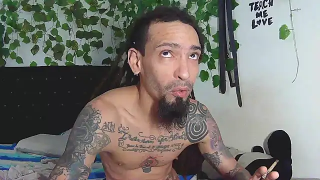 Snapshot of caribbeanlover1 chatting on October 2025 12:05:01 PM caribbeanlover1 online show from October 2025 12:05:01 PM