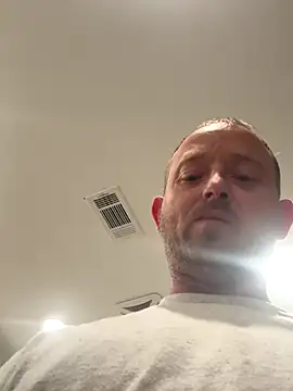 Snapshot of smokeymt420 chatting on October 2025 04:01:02 AM smokeymt420 online show from October 2025 04:01:02 AM