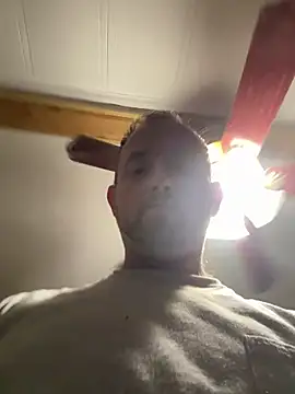 Snapshot of smokeymt420 chatting on October 2025 04:46:01 AM smokeymt420 online show from October 2025 04:46:01 AM