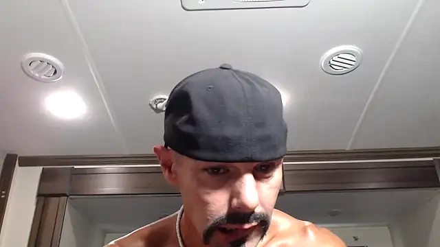 ThickD2C online show from September 2025 06:30:01 PM