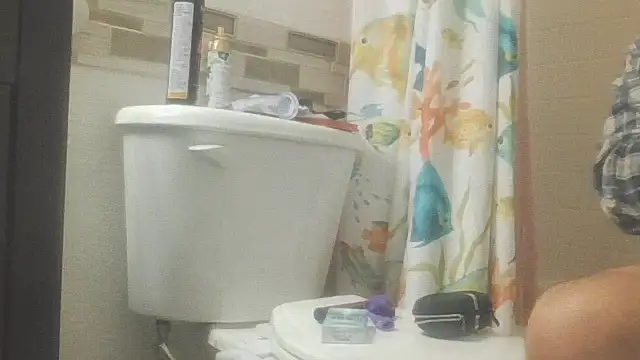 Snapshot of Yankeedave420 chatting on October 2025 06:08:02 PM Yankeedave420 online show from October 2025 06:08:02 PM