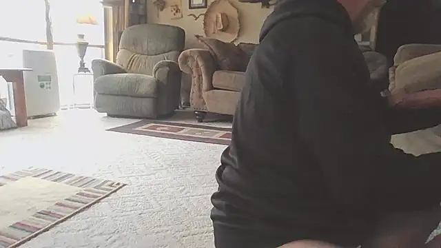 Snapshot of Yankeedave420 chatting on November 2025 02:52:02 PM Yankeedave420 online show from November 2025 02:52:02 PM