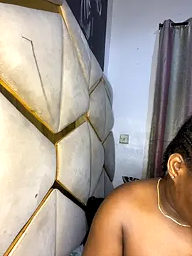 catty3232 online show from October 2025 11:58:02 PM