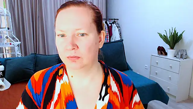 GoddessLara online show from October 2025 03:31:02 AM