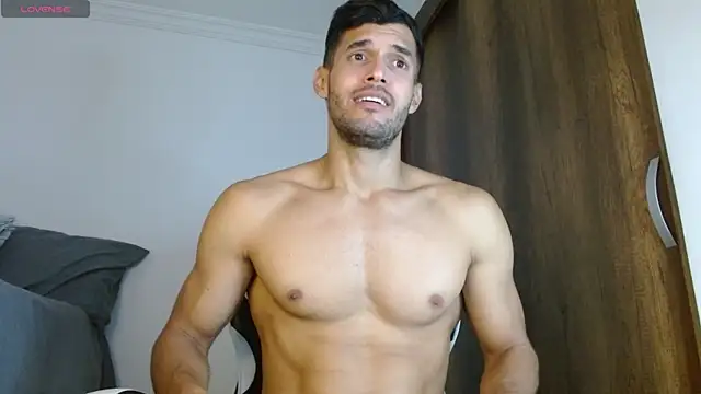 Snapshot of Noah_jhonsonn chatting on December 2024 02:22:01 PM Noah jhonsonn online show from December 2024 02:22:01 PM