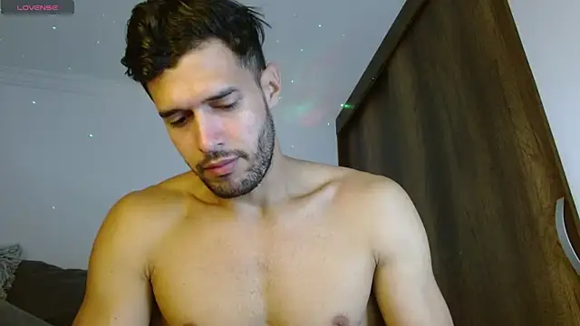 Snapshot of Noah_jhonsonn chatting on December 2024 11:28:01 AM Noah jhonsonn online show from December 2024 11:28:01 AM