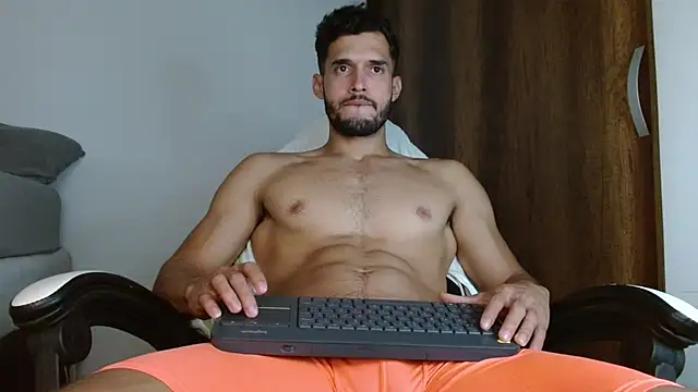 Snapshot of Noah_jhonsonn chatting on January 2025 05:37:01 AM Noah jhonsonn online show from January 2025 05:37:01 AM