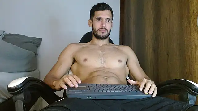 Snapshot of Noah_jhonsonn chatting on January 2025 04:51:02 PM Noah jhonsonn online show from January 2025 04:51:02 PM