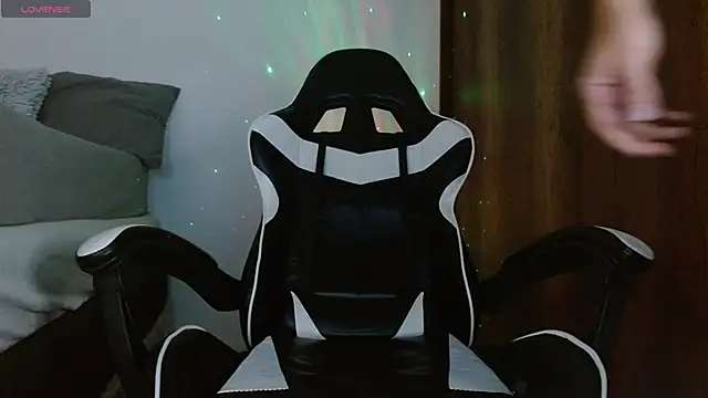 Snapshot of Noah_jhonsonn chatting on January 2025 01:41:01 PM Noah jhonsonn online show from January 2025 01:41:01 PM