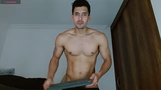 Snapshot of Noah_jhonsonn chatting on March 2025 03:48:02 PM Noah jhonsonn online show from March 2025 03:48:02 PM