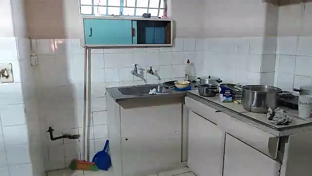 eatxaxa online show from February 2025 08:08:01 AM