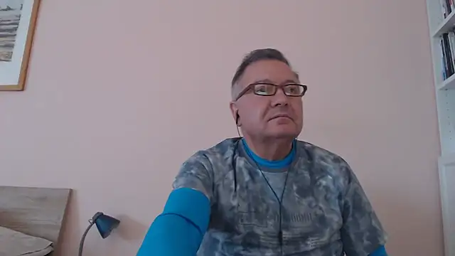 YOU6me online show from September 2025 09:14:01 AM