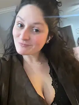 milf94k online show from February 2025 08:18:01 AM