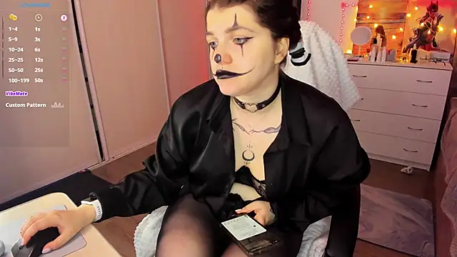 Ophelia mm online show from November 2025 07:22:01 AM