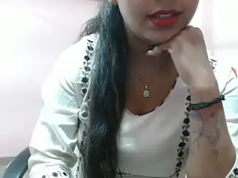 LovingPihu online show from January 2025 05:33:02 AM