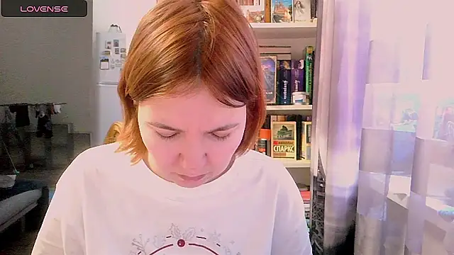 Snapshot of BrattyFoxyGirl chatting on January 2025 09:19:02 AM BrattyFoxyGirl online show from January 2025 09:19:02 AM