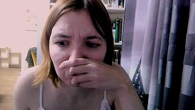 Snapshot of BrattyFoxyGirl chatting on February 2025 07:50:02 PM BrattyFoxyGirl online show from February 2025 07:50:02 PM