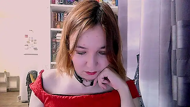 Snapshot of BrattyFoxyGirl chatting on February 2025 02:04:02 PM BrattyFoxyGirl online show from February 2025 02:04:02 PM
