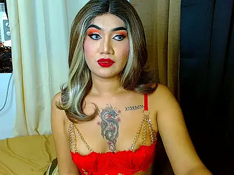 Snapshot of SweetCumFrancine chatting on December 2024 06:37:02 PM SweetCumFrancine online show from December 2024 06:37:02 PM