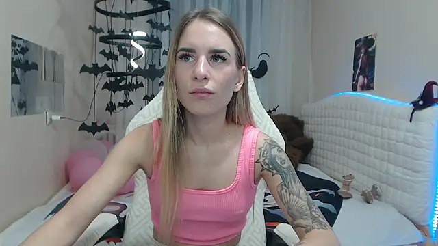 Snapshot of DeboraHorny chatting on October 2025 07:09:02 AM DeboraHorny online show from October 2025 07:09:02 AM