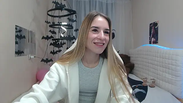 Snapshot of DeboraHorny chatting on November 2025 06:59:02 AM DeboraHorny online show from November 2025 06:59:02 AM