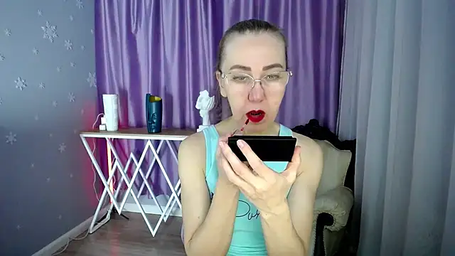 queen a n i online show from January 2025 08:54:02 AM