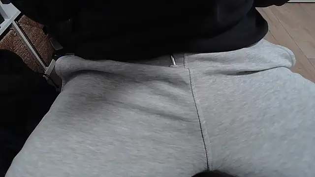 Snapshot of Sissy_Tim chatting on January 2025 08:07:02 AM Sissy Tim online show from January 2025 08:07:02 AM