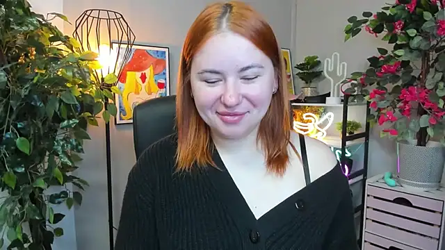 Snapshot of LAYLAxSTAR chatting on September 2025 06:39:02 AM LAYLAxSTAR online show from September 2025 06:39:02 AM