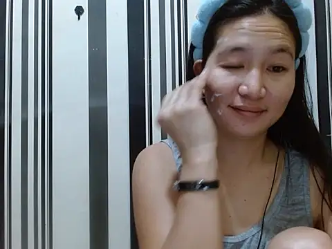 Snapshot of angel_pussie chatting on October 2025 09:24:02 PM angel pussie online show from October 2025 09:24:02 PM