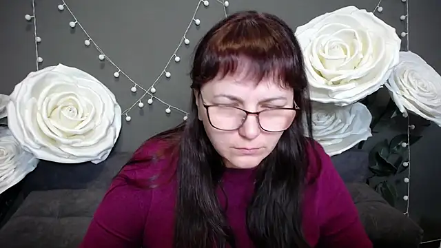 Snapshot of AliceInksSweetty chatting on November 2025 07:16:01 AM AliceInksSweetty online show from November 2025 07:16:01 AM