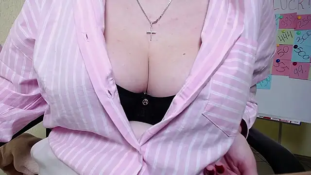 KaleyReed online show from February 2025 12:47:01 PM