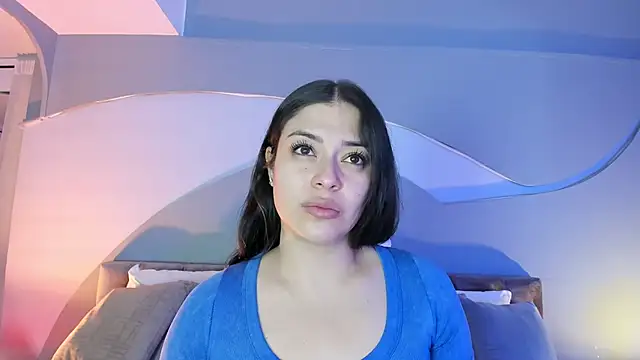 Nicolle W online show from September 2025 11:47:02 AM