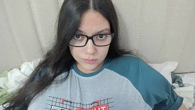 roniewester online show from March 2025 01:59:01 AM