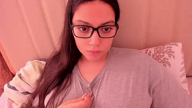 roniewester online show from October 2025 05:30:01 PM