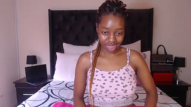 Sexynaughty Gal online show from January 2025 07:21:02 AM