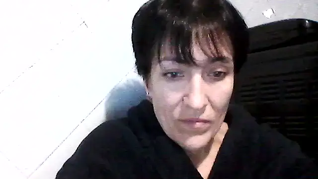 Snapshot of SunnyAmorre chatting on October 2025 08:22:01 PM SunnyAmorre online show from October 2025 08:22:01 PM