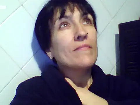 Snapshot of SunnyAmorre chatting on October 2025 09:04:02 PM SunnyAmorre online show from October 2025 09:04:02 PM